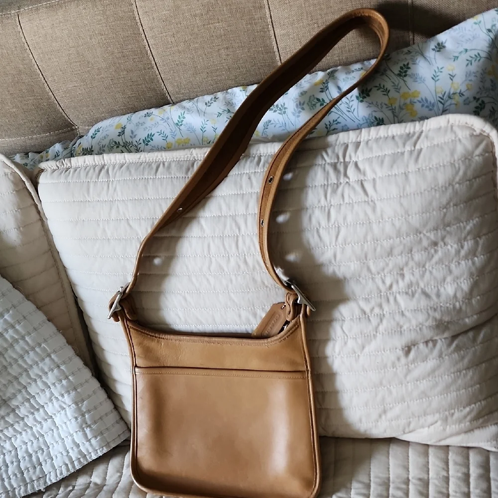 Vintage Coach Legacy Top Zip Camel/Tan Leather Bag - Picture 10 of 10